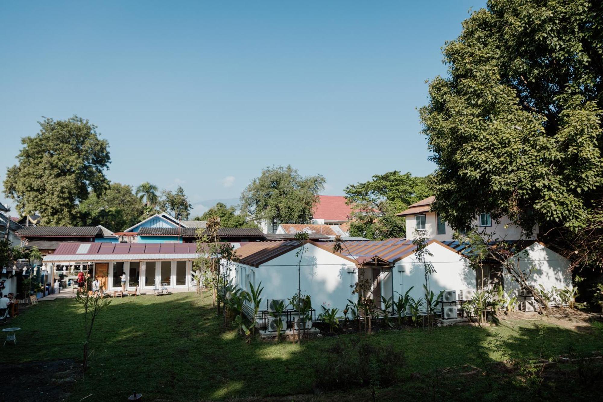 The Yard Hostel Chiang Mai Buitenkant foto